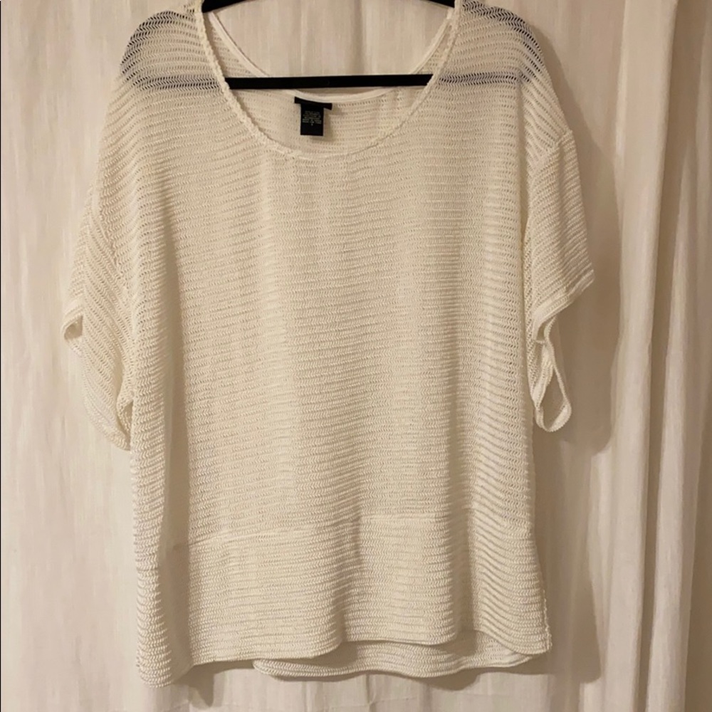 🆕💖Woven cream tshirt